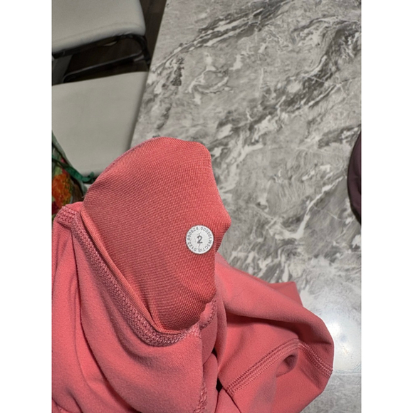 Lululemon Align High-Rise Pant 28"
Pale Raspberry Sz 2 - Picture 6 of 6